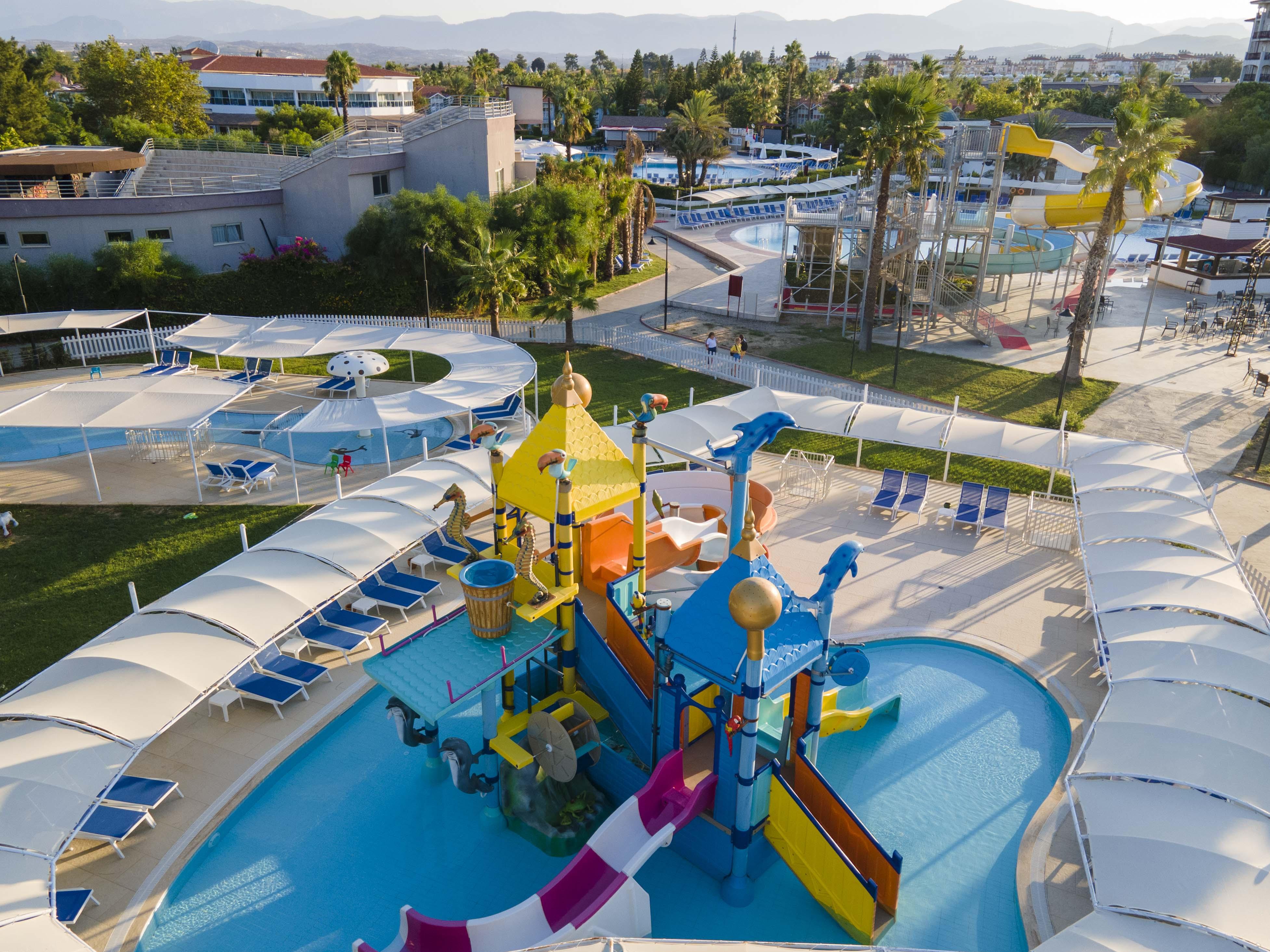 Euphoria Palm Beach Resort Kizilagac  Ngoại thất bức ảnh