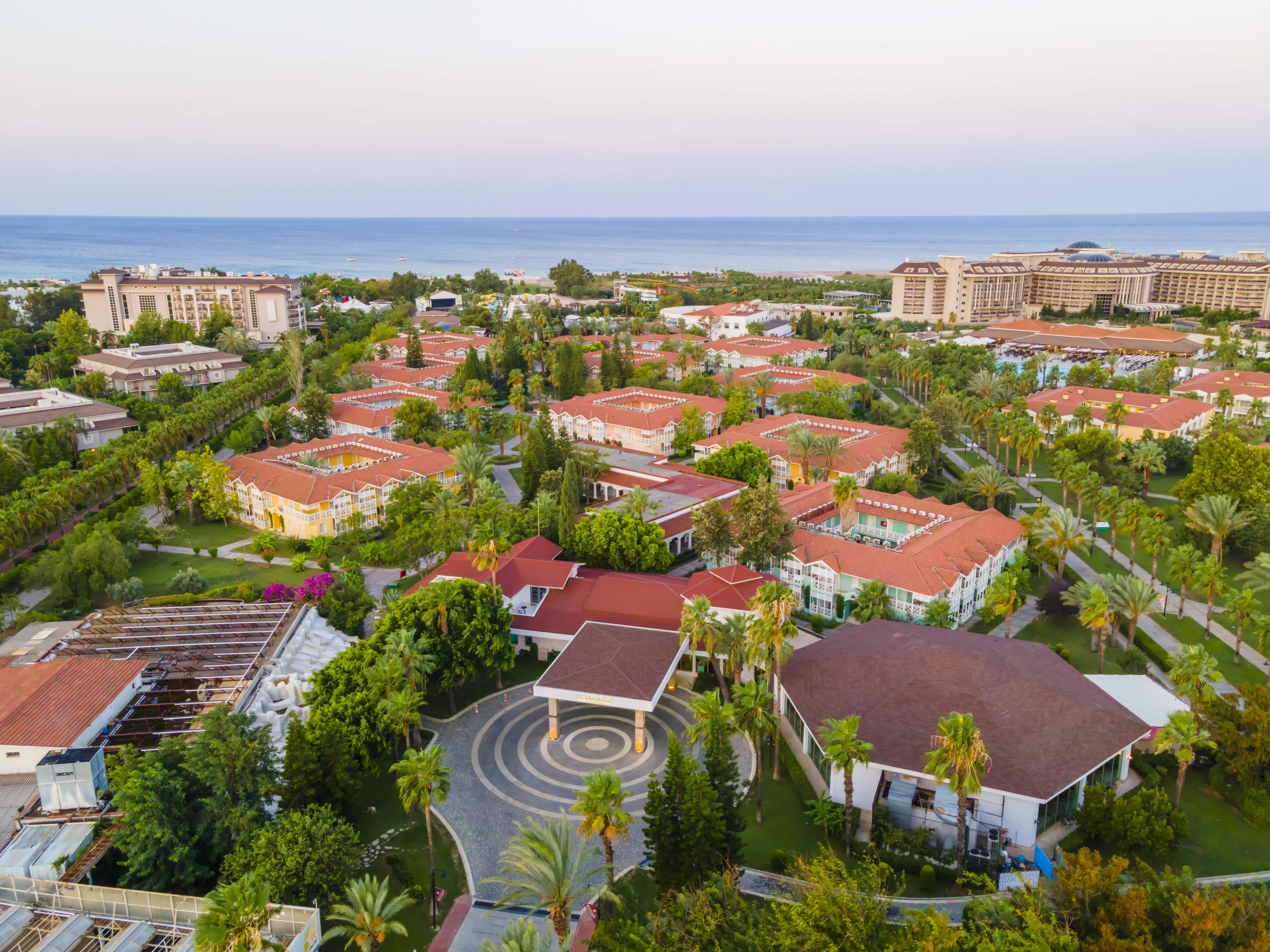 Euphoria Palm Beach Resort Kizilagac  Ngoại thất bức ảnh