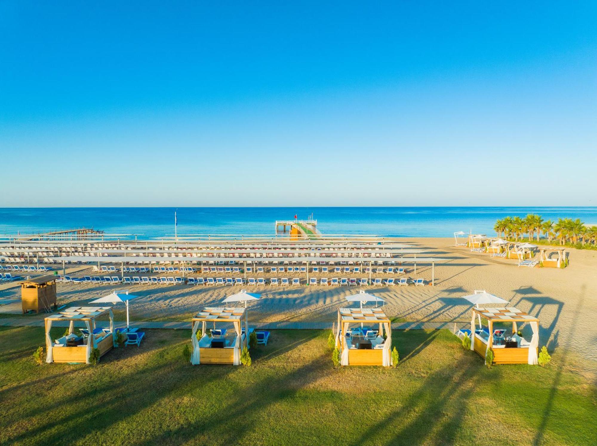 Euphoria Palm Beach Resort Kizilagac  Ngoại thất bức ảnh