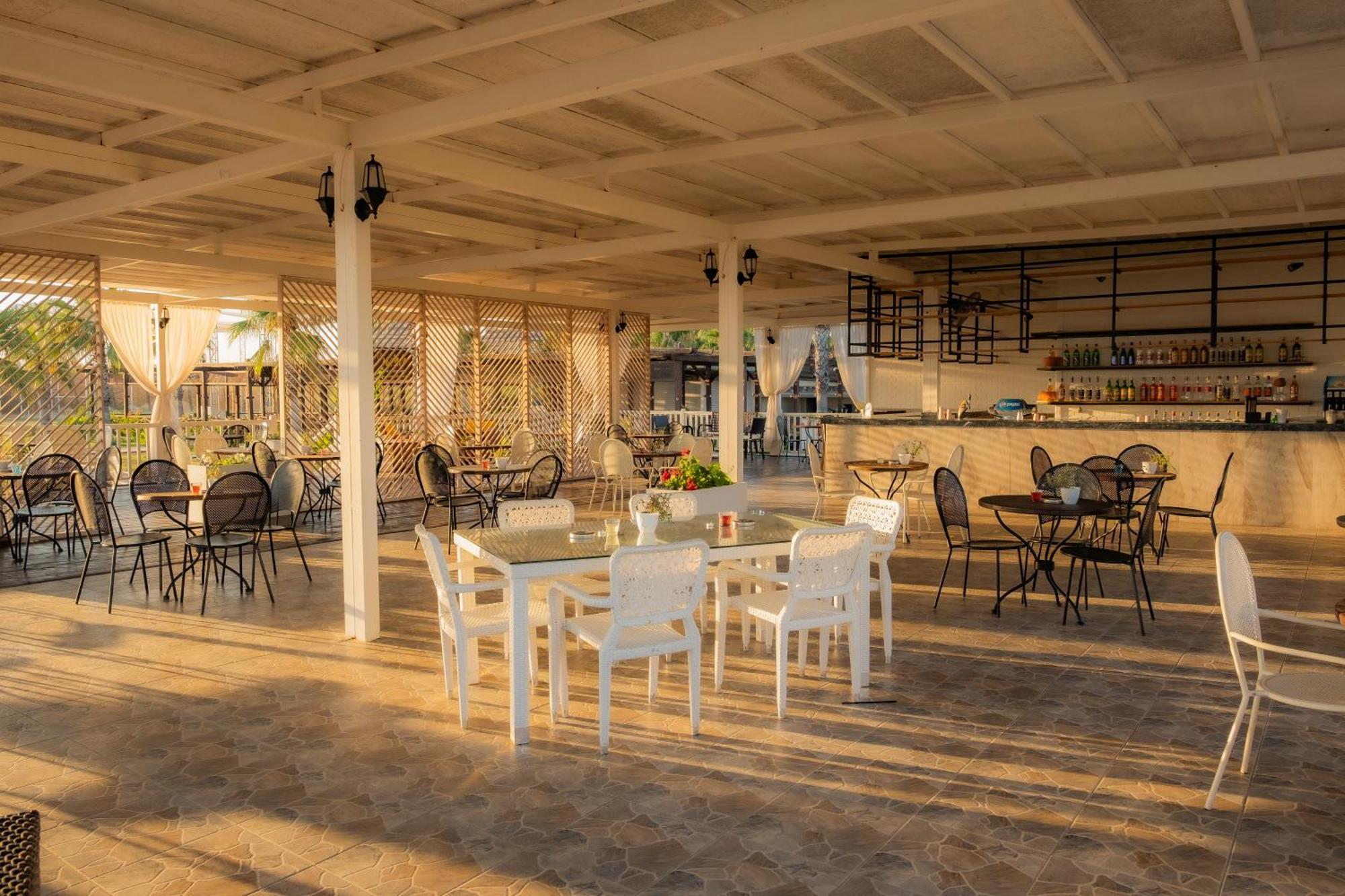 Euphoria Palm Beach Resort Kizilagac  Ngoại thất bức ảnh