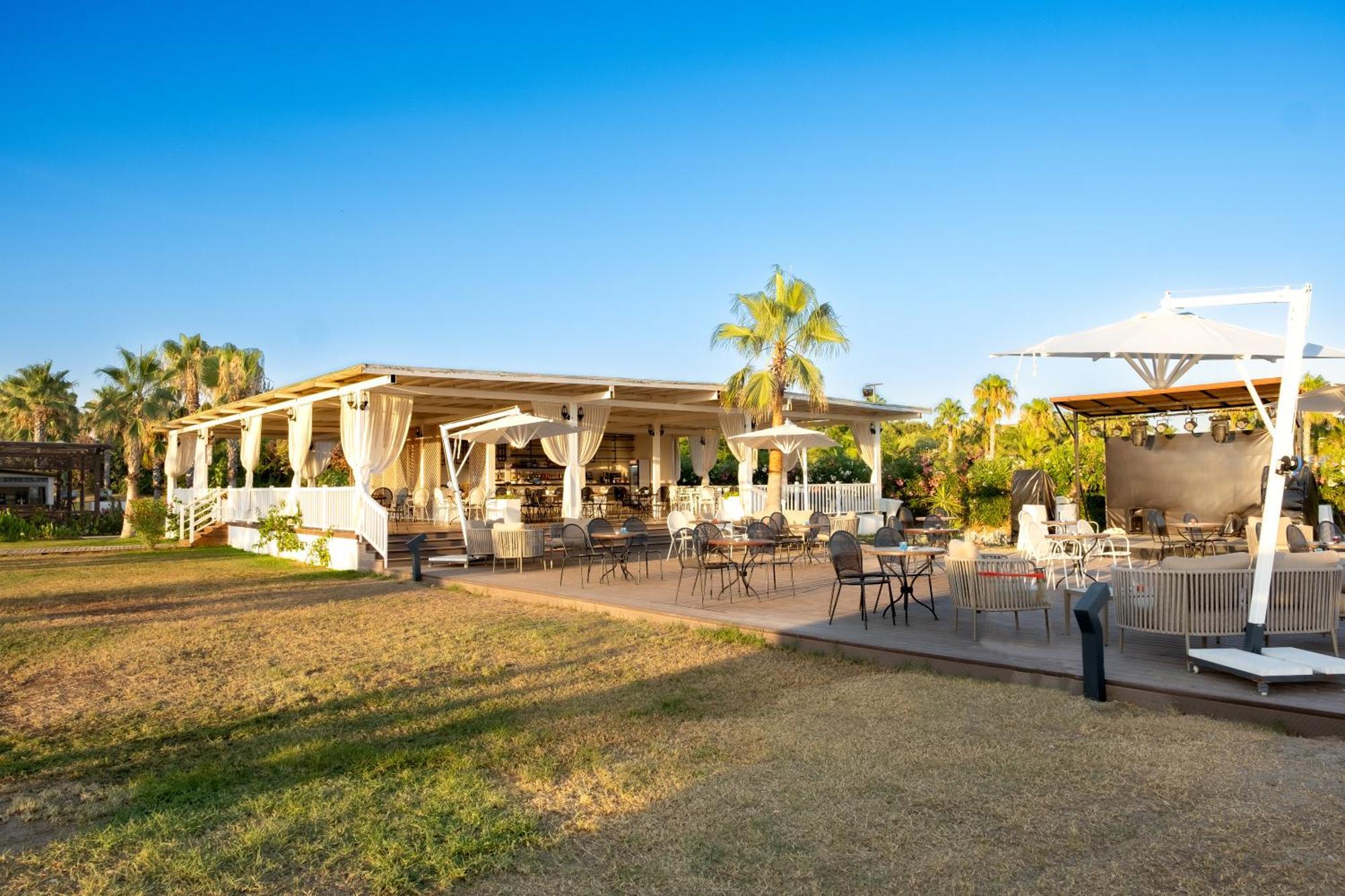 Euphoria Palm Beach Resort Kizilagac  Ngoại thất bức ảnh