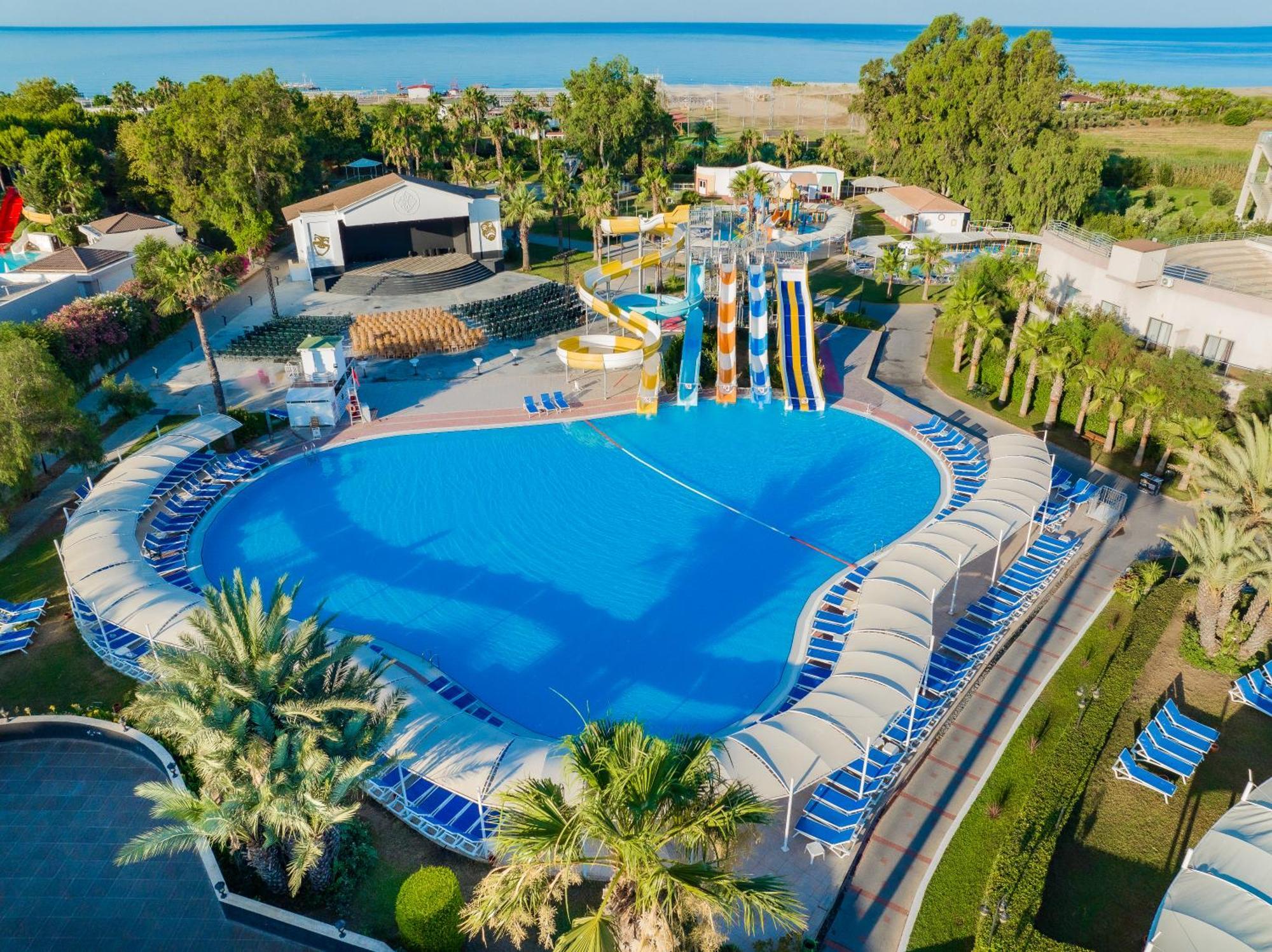 Euphoria Palm Beach Resort Kizilagac  Ngoại thất bức ảnh