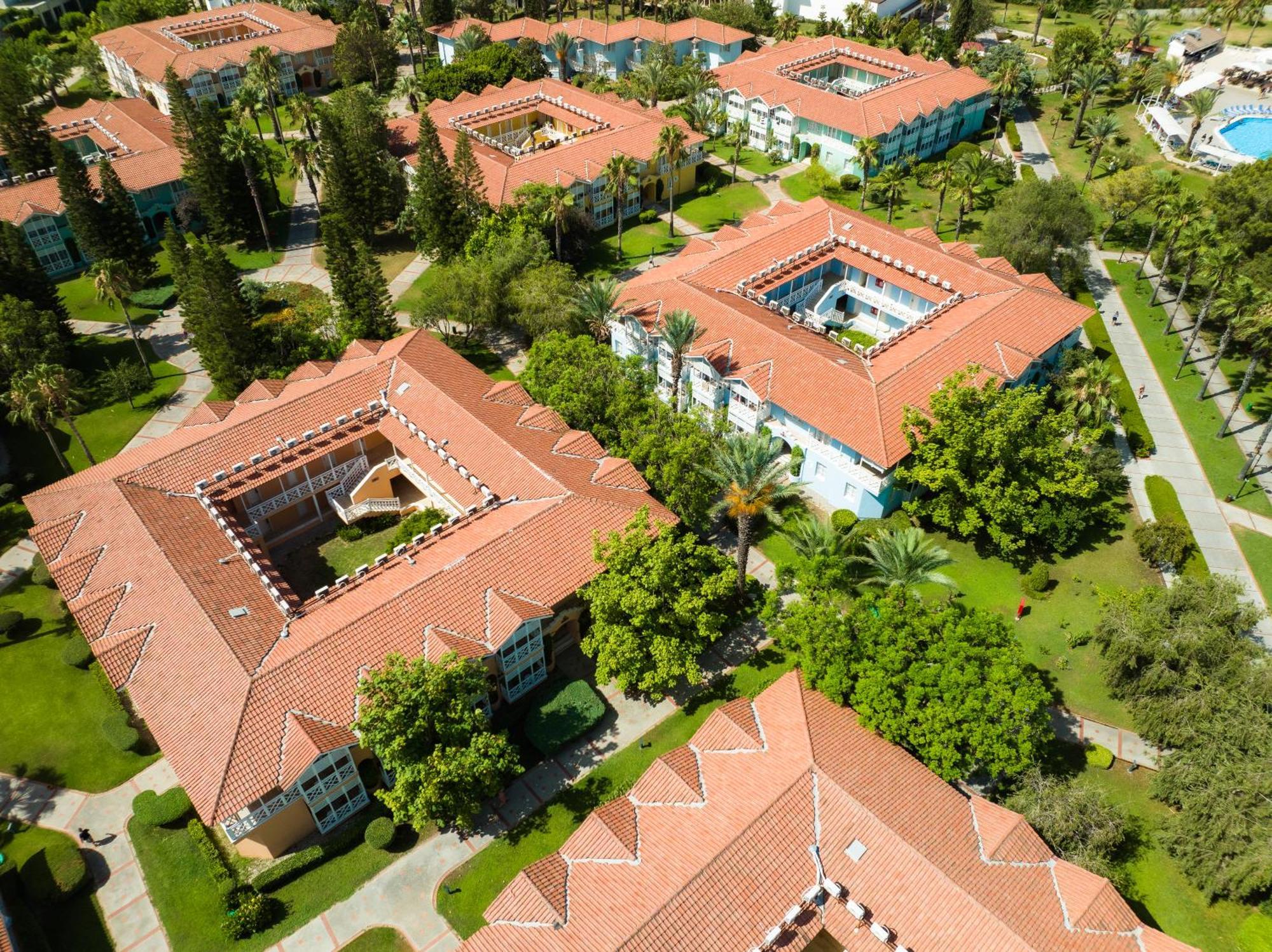 Euphoria Palm Beach Resort Kizilagac  Ngoại thất bức ảnh
