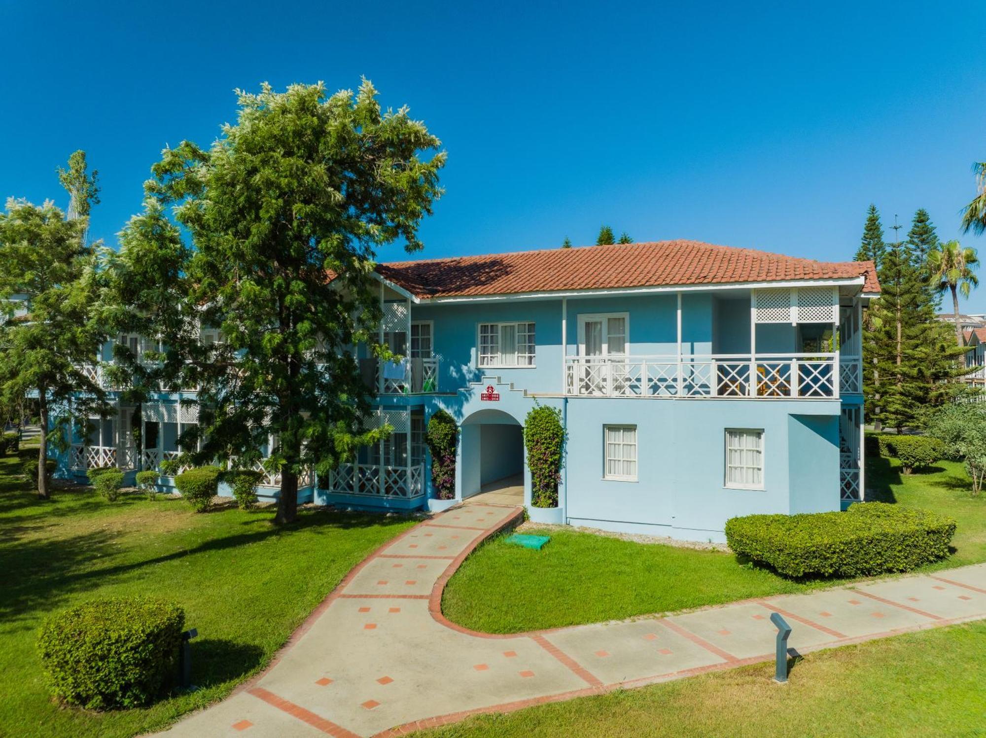 Euphoria Palm Beach Resort Kizilagac  Ngoại thất bức ảnh